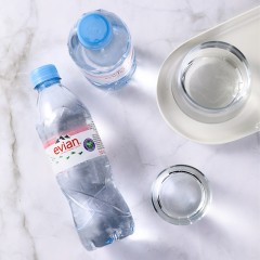 Member’s Mark 山姆 依云(Evian) 法国进口 饮用天然矿泉水 500ml*24 饮用水 会议办公用水 新旧包装随机发